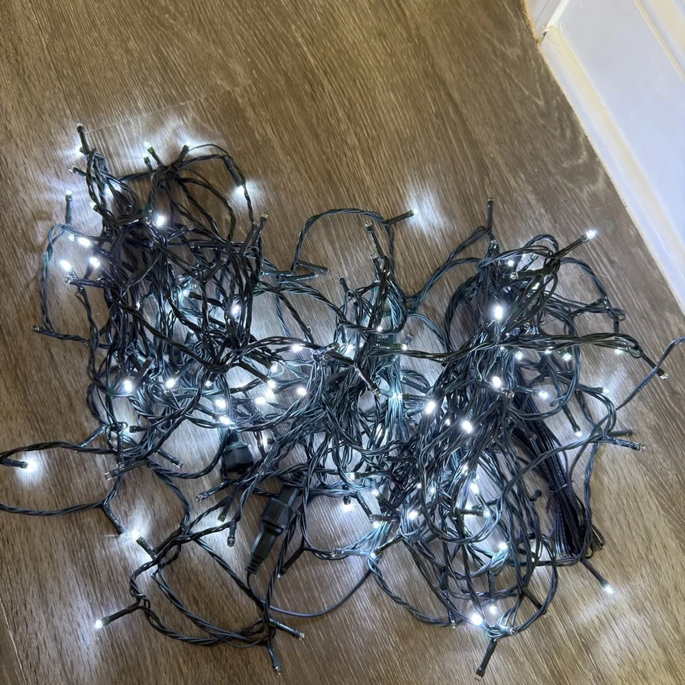 Twinkling White Holiday String Lights